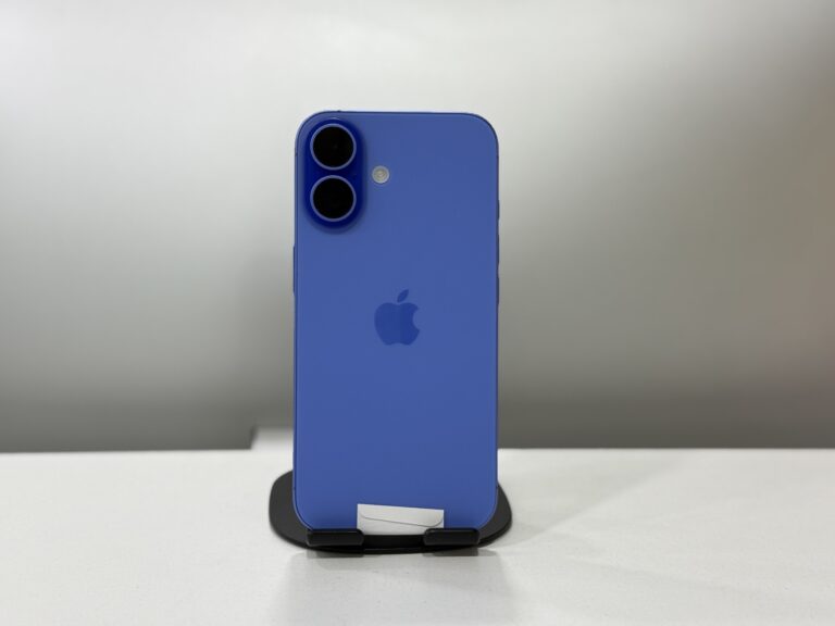 iPhone 16