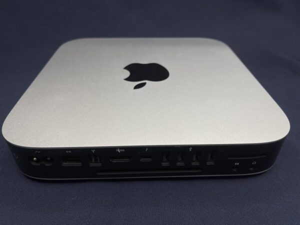 Mac Mini 2011 - Image 2