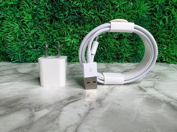 Combo Cubo 5 wats + Cable USB