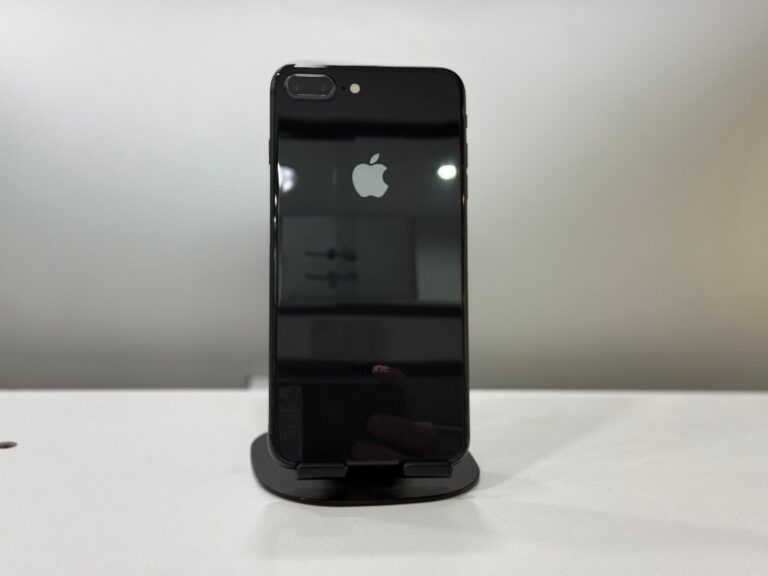 iPhone 8 Plus