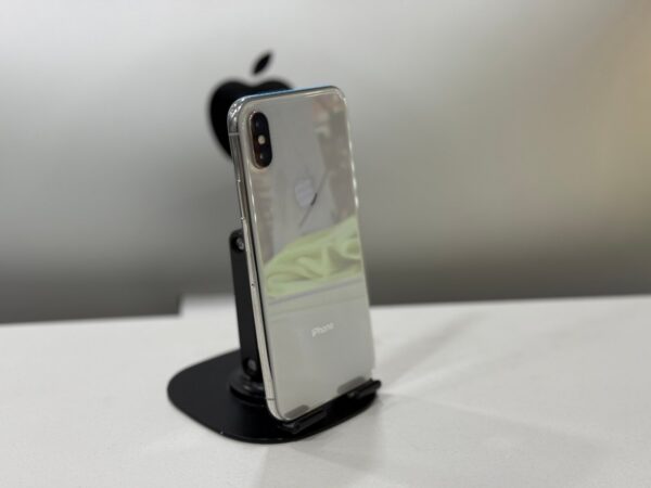 iPhone X - Image 3