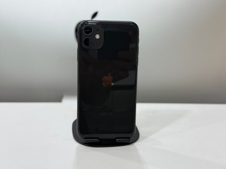iPhone 11