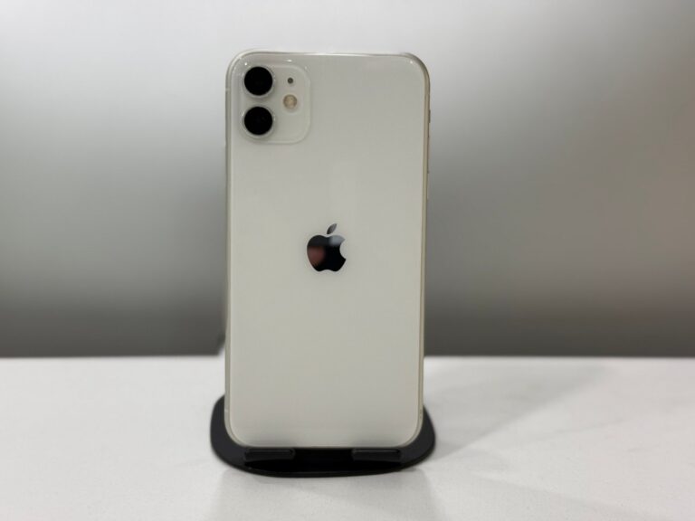 iPhone 11