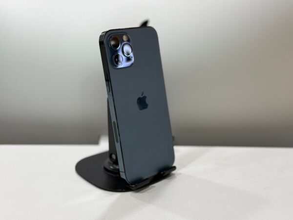 iPhone 12 Pro - Image 3