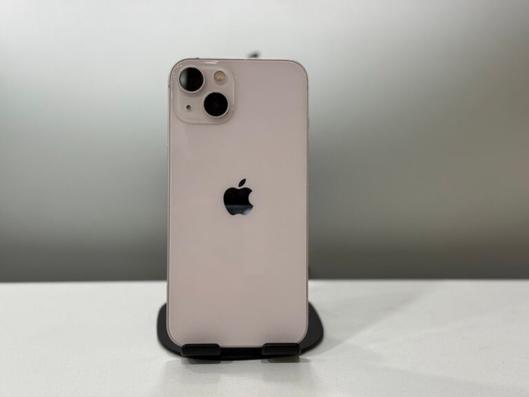 iPhone 13