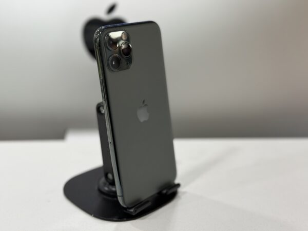 iPhone 11 Pro - Image 3