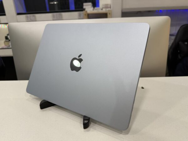 MacBook Air 2025 - Image 4
