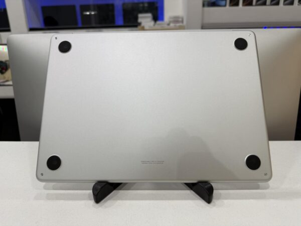 MacBook Air 2025 - Image 2