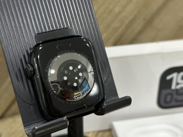 Apple Watch Series 10 - Image 2