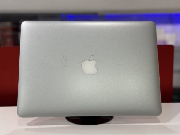 Macbook Air 2017 - Image 5
