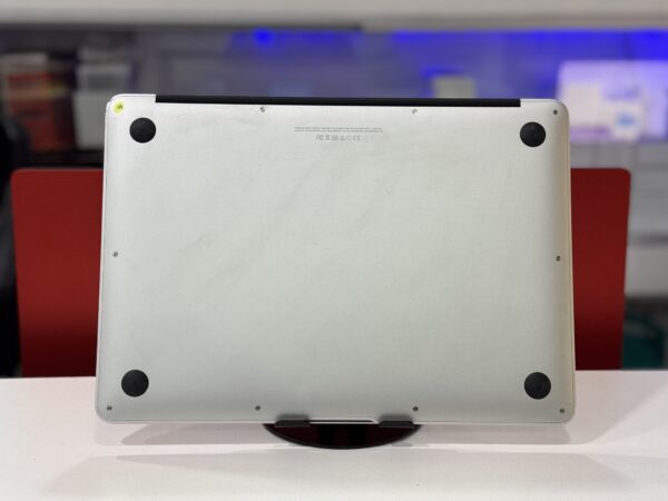 Macbook Air 2017 - Image 4