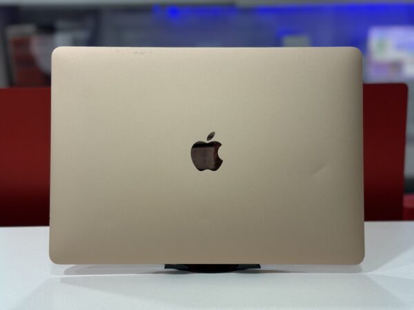 Macbook Air 2020 - Image 5