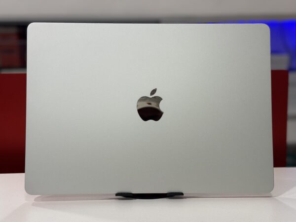 Macbook Air 2023 - Image 5