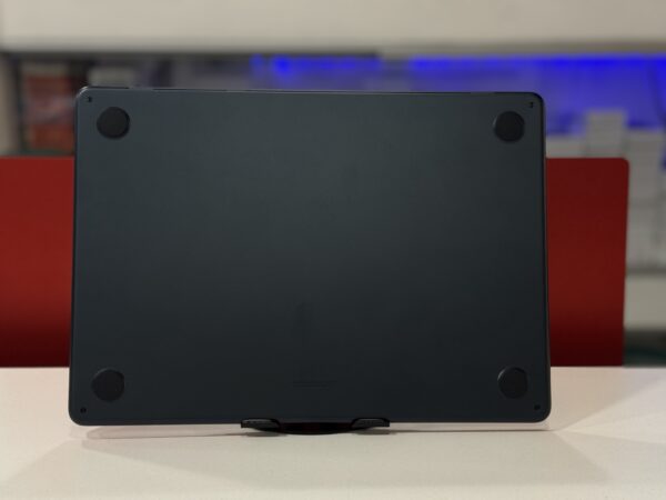 Macbook Air 2024 - Image 4