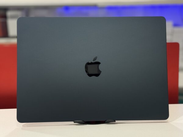 Macbook Air 2024 - Image 5