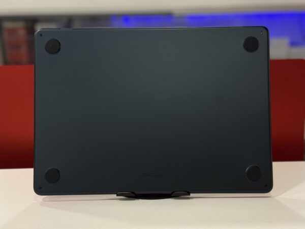 Macbook Air 2024 - Image 4
