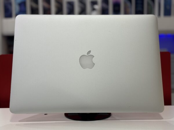 Macbook Pro 2015 - Image 5