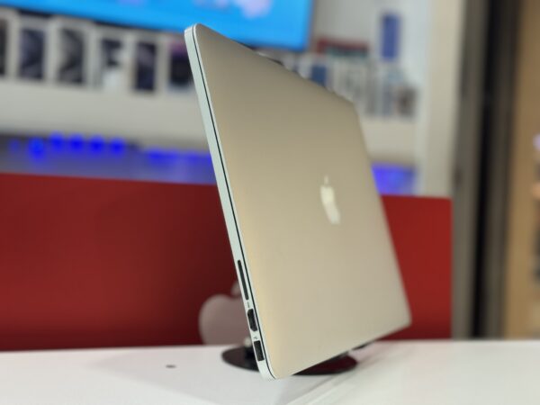 Macbook Pro 2015 - Image 3