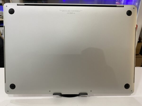 Macbook Pro 2019 - Image 4