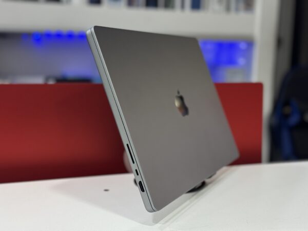 Macbook Pro 2021 - Image 3