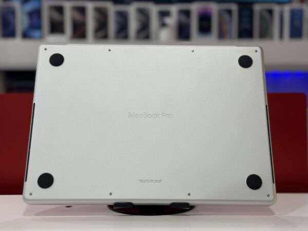 Macbook Pro 2023 - Image 4