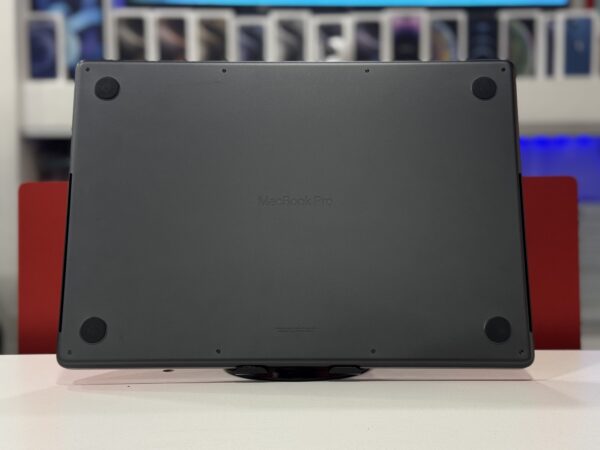 Macbook Pro 2023 - Image 4