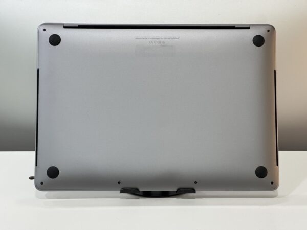 Macbook Pro 2020 - Image 4