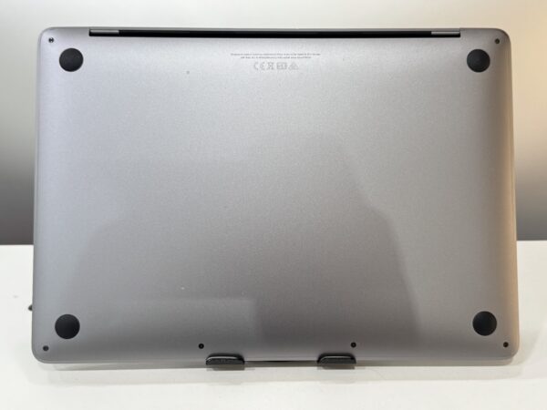 Macbook Pro 2022 - Image 5
