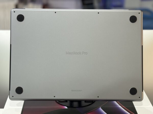 Macbook Pro 2023 - Image 3