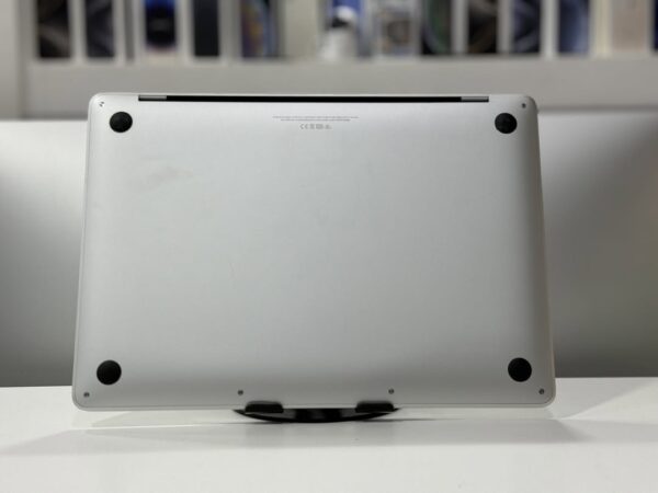 Macbook Pro 2020 M1 - Image 4