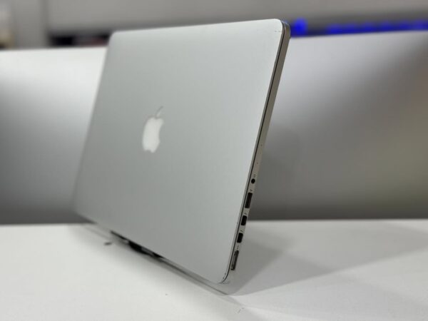 Macbook Pro 2015 - Image 2