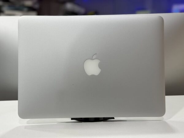 Macbook Pro 2015 - Image 3