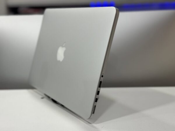 Macbook Pro 2015 - Image 5