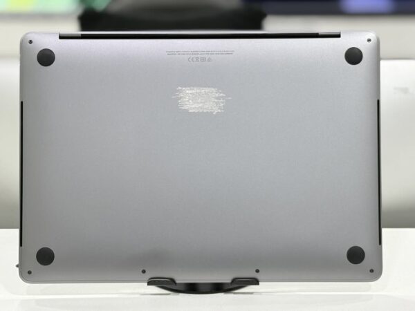 Macbook Pro 2020 - Image 3