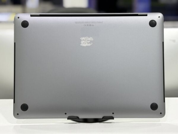 Macbook Pro 2020 - Image 4