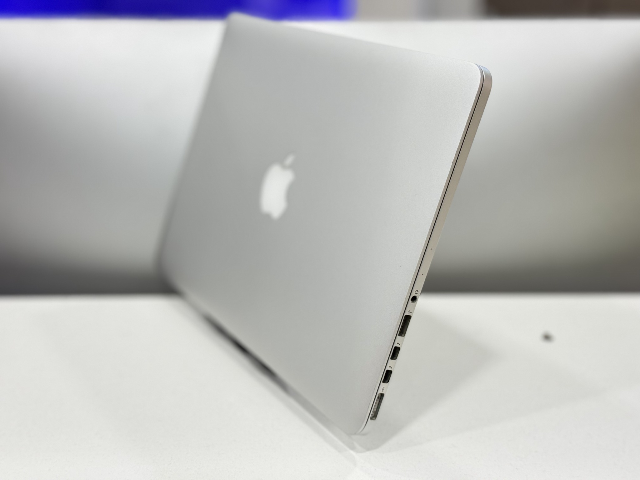Macbook Pro Retina Early 2015 - Image 5