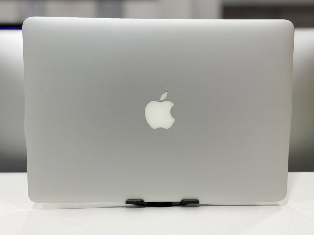 Macbook Air 2014 - Image 3