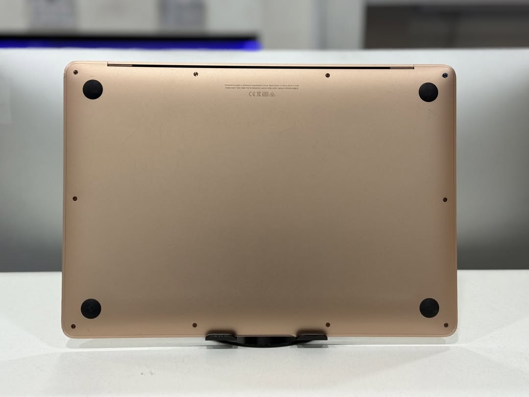 Macbook Air 2020 - Image 3