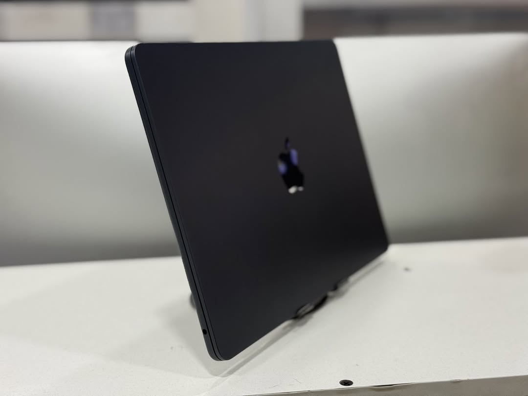 Macbook Air 2024 - Image 5